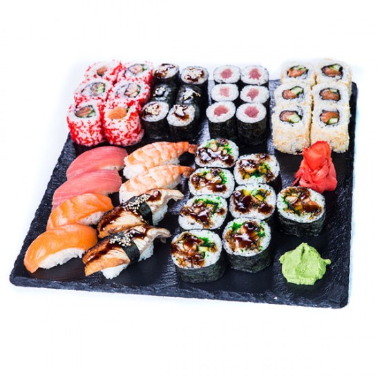 Bestil 55 stk. velsmagende sushi som takeaway hos Yami Sushi i viby